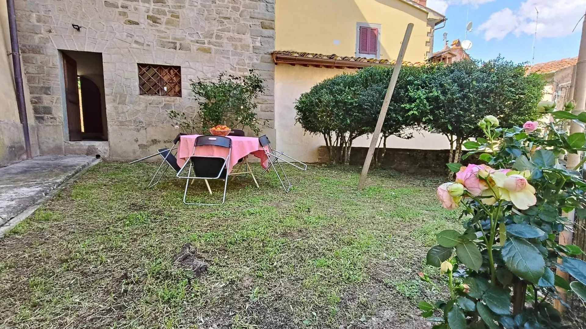 Apartment Villa Tommasini La Torre Campogialli Italy